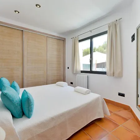 New With Pool 19 Mins From Ibiza Town Cana Clara