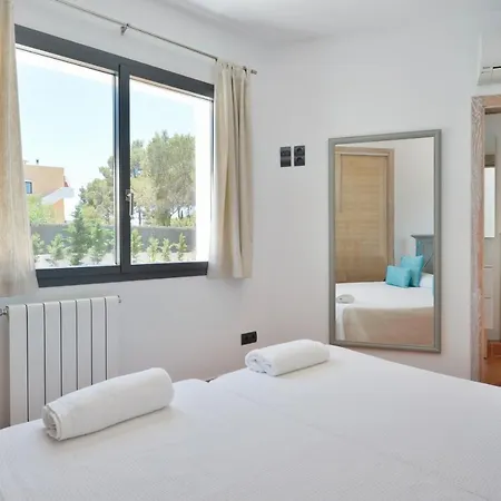 New With Pool 19 Mins From Ibiza Town Cana Clara Villa *