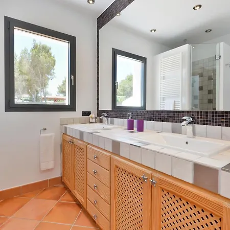 New With Pool 19 Mins From Ibiza Town Cana Clara Βίλα