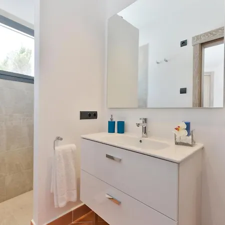 New With Pool 19 Mins From Ibiza Town Cana Clara Villa Santa Eularia des Riu